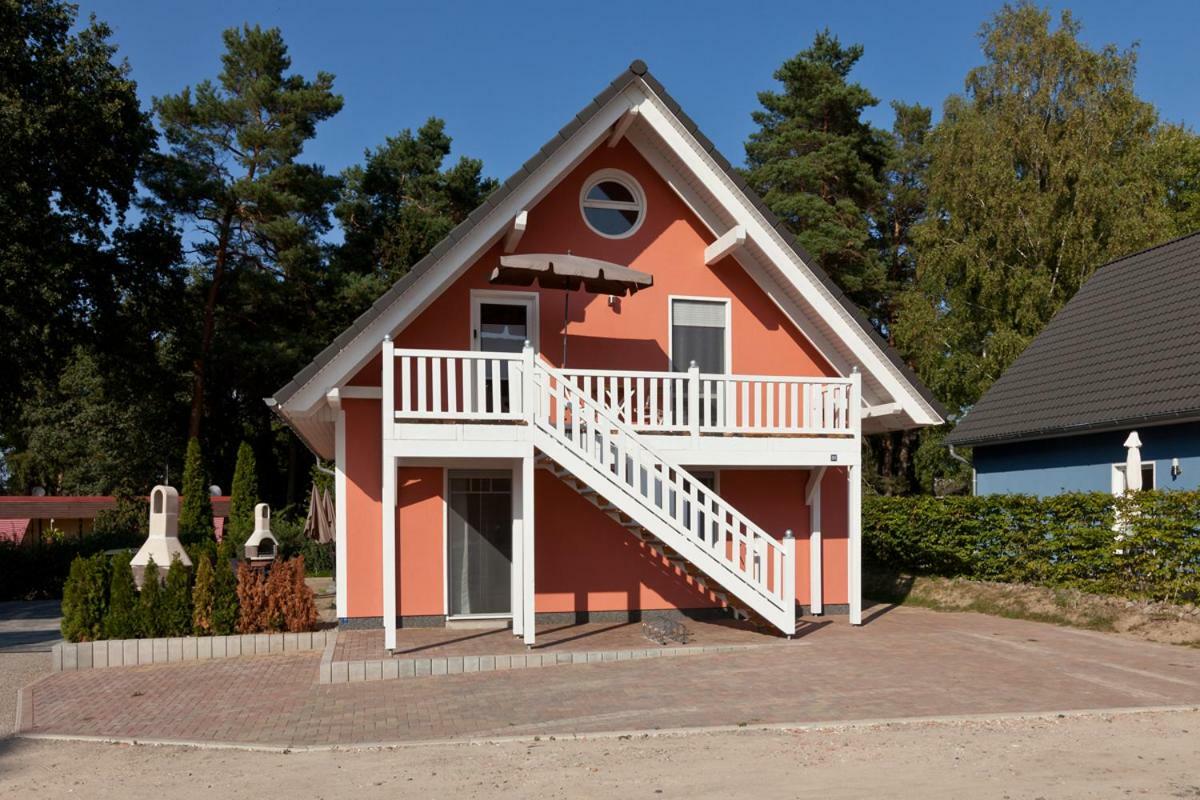 Apartment Unter Den Kiefern Röbel Esterno foto